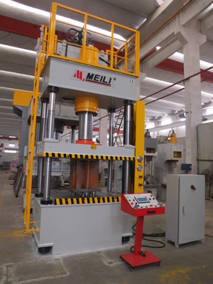 Mutfak Gereçleri İçin Dört Sütun 200T Derin Çekme Pres Makinesi